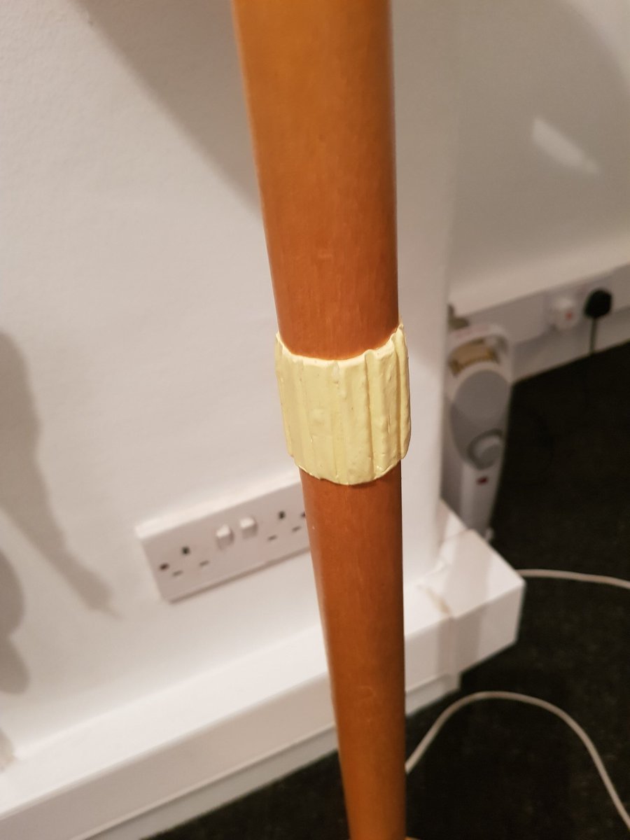 Repaired a lamp stand with <a href="/sugru/">Sugru</a>.
Left over Sugru I used to repair my USB charging cable. Simply love it.