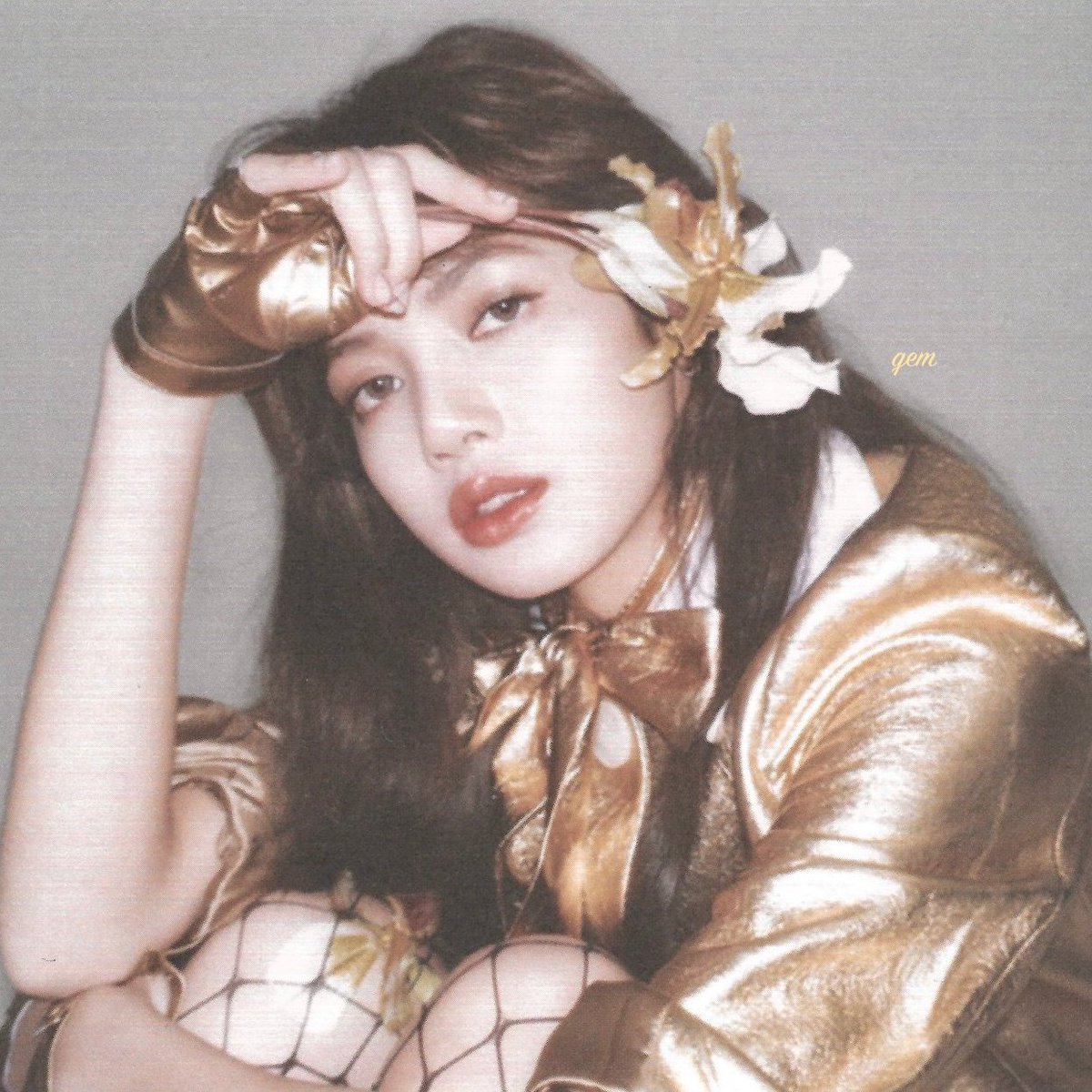 lalisalways's tweet photo. My favorite look of her I vote #MAMAVOTE for #lisa https://t.co/Wg86lU1SG0