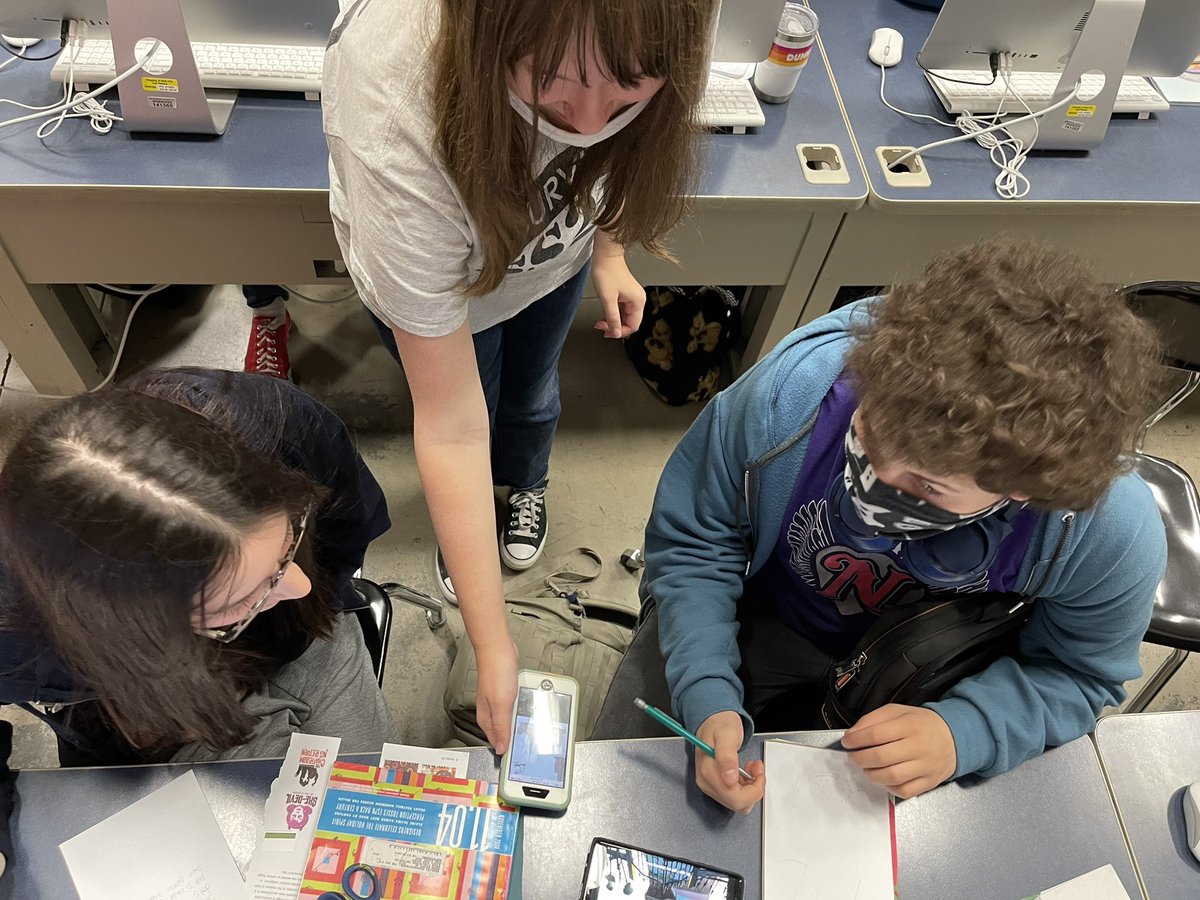 SGH_Dig_Arts's tweet photo. D.A.D III Students are working on building life size Stop Motion Animation Gingerbread Houses. Excited for this Intro into the Animation world for them! @CteSiegel #IntroToStopMotion #P2BASS https://t.co/cEcAC9fK7n