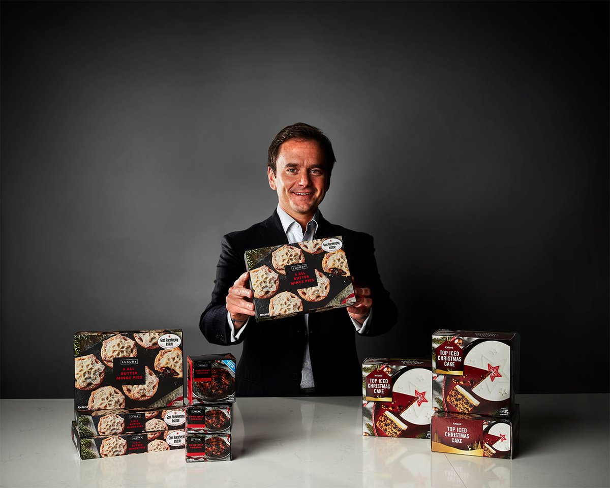 So proud that Iceland will be the first UK supermarket to sell mince pies that are free from plastic packaging (alongside nearly 50 other festive products) 👏

Huge shout out to our teams for giving our customers the choice of a greener Christmas dinner 🎄

#TooCoolForPlastic