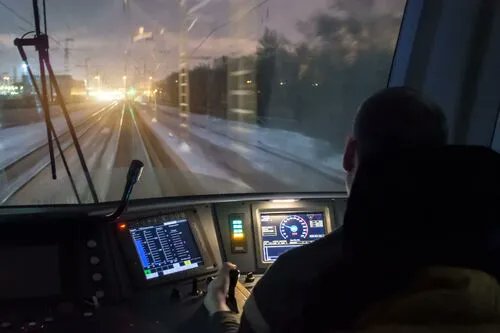 EClaridge21's tweet photo. Best display solutions for #Railways
https://t.co/MoTsCM18IF
#touchmonitor #monitorwithtouchscreen #embeddedsystems #powersupplies #powersupply #dcdcconverter #displaytechnology #componentsbureau #cb5pillars https://t.co/6wEyEhs6Ot