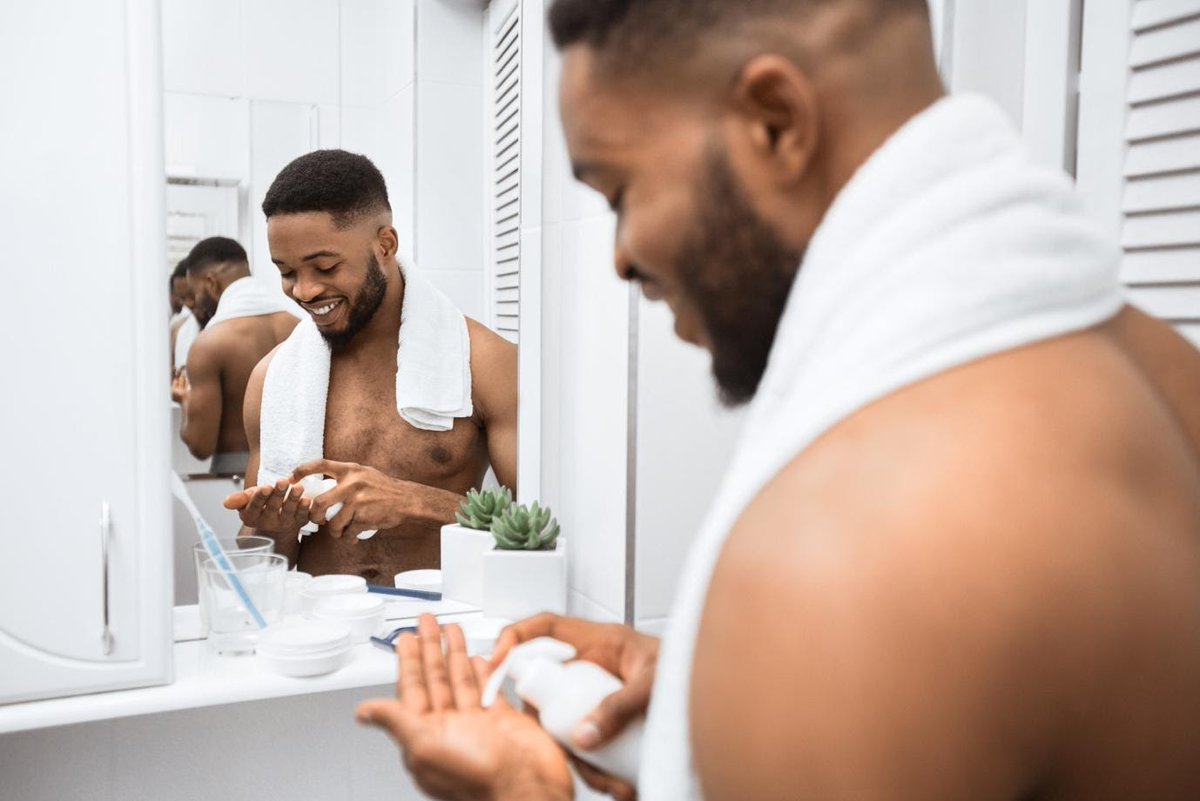 Good morning, there is nothing wrong with a late start just know activating your skin care routine is top priority! 

#Rise #Skincare #BeardCare #EssentialOils #NaturalProducts #Melanin