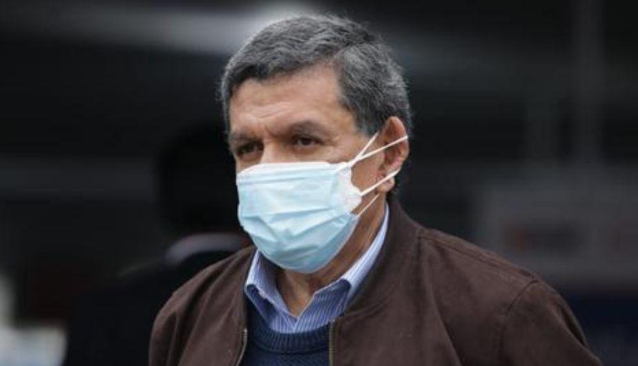 peruconsume's tweet photo. COVID-19: desde del 10 de diciembre se deberá contar con ambas dosis de la vacuna para ingresar a espacios públicos cerrados https://t.co/1proJyeCnn https://t.co/KY3b5HT6Rd