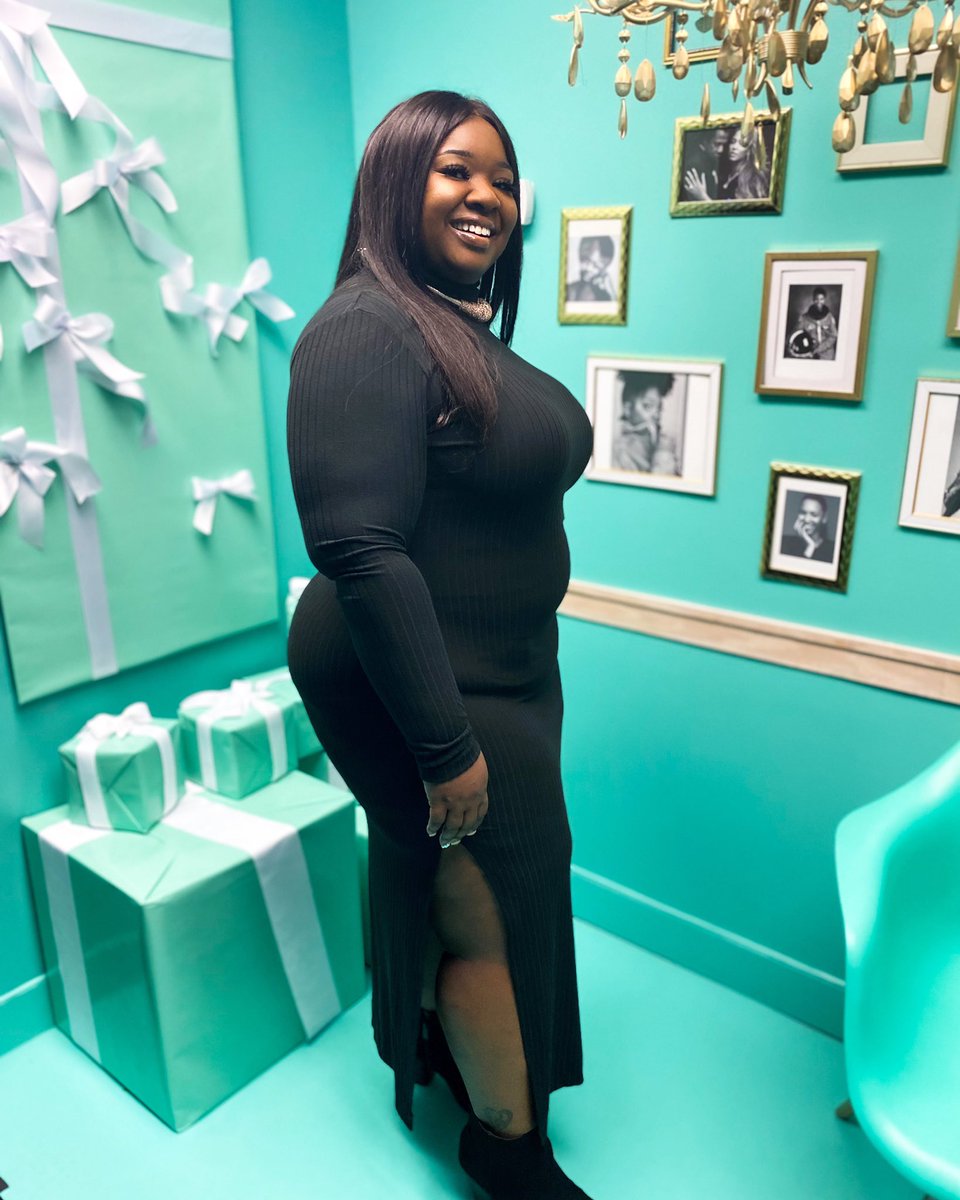 officalHerCo's tweet photo. NEW ARRIVAL - December 3rd
Ready To Go Dress
Sizes: 1X-3X 
Model: @letemuseya - Wearing a 2X 
Model Styled by "The Uhnayuh Uhffect" - @uhnayuh 
Photo taken at @anglesefie ! Check them out! 

#beastarcollection #smallbusiness #fashion #boutique #blackownedbusiness #louisvilleky https://t.co/dSxfemz4hN