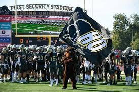 After a great conversation with <a href="/MattUnderwoodHU/">Matt Underwood</a>, I am blessed to have received an offer to Harding university🖤🤎 <a href="/Harding_FB/">Harding Football</a> <a href="/CHSDragonFB/">CHS Dragon Football</a> <a href="/CoachJoeRocconi/">Coach Joe Rocconi</a> <a href="/CSmithScout/">Chris Smith</a> <a href="/johnvarlas/">John Varlas</a>
