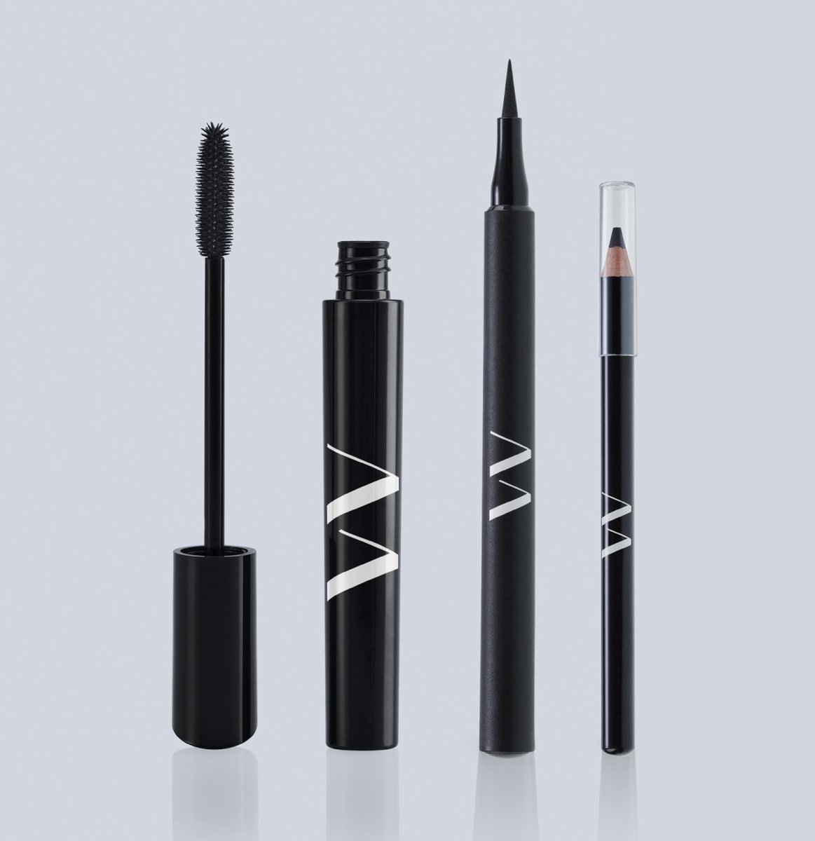 mayuperiodista's tweet photo. Luisa Fernanda W, se consolida como empresaria con el lanzamiento de su marca #DIVVA. #makeup @luisafernandaw https://t.co/7SQWuYGRvC https://t.co/Vkb64KGclO