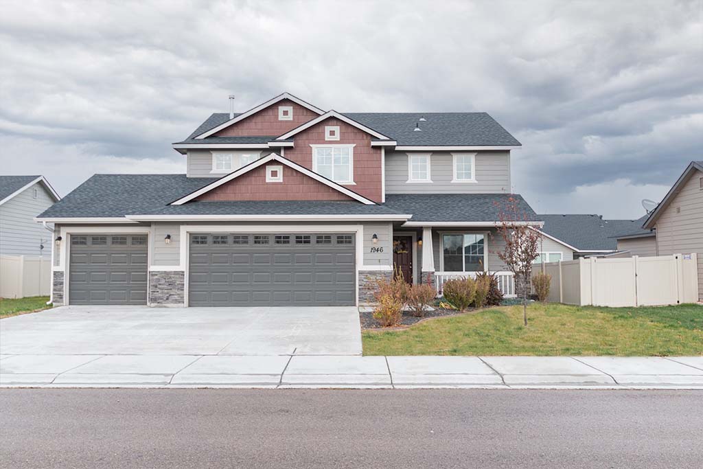 BuildIdaho's tweet photo. Open house: Saturday at 11am-2pm and Sunday 12pm-2pm
This 4 bed, 2.5 bath home is located in the Crimson Point subdivision in Kuna. 

https://t.co/jhz0IAboiw

#boiserealestate #kellerwilliams #idahorealestate #houseforsale #buildidaho #homeforsale #newhomeforsale #propertyforsale https://t.co/bsYoVIGomE