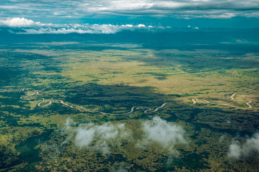 nelsonman11's tweet photo. La rivière Ishasha dans le Parc National de Virunga qui se jette dans le Lac Edouard
📍 VIRUNGA Xperience
#congoexplorer #virunga #explorer #virungaxperience #streetphotography #teampixel #abstrait #park #ontheroad @gorillacd https://t.co/3BGoN6kalq
