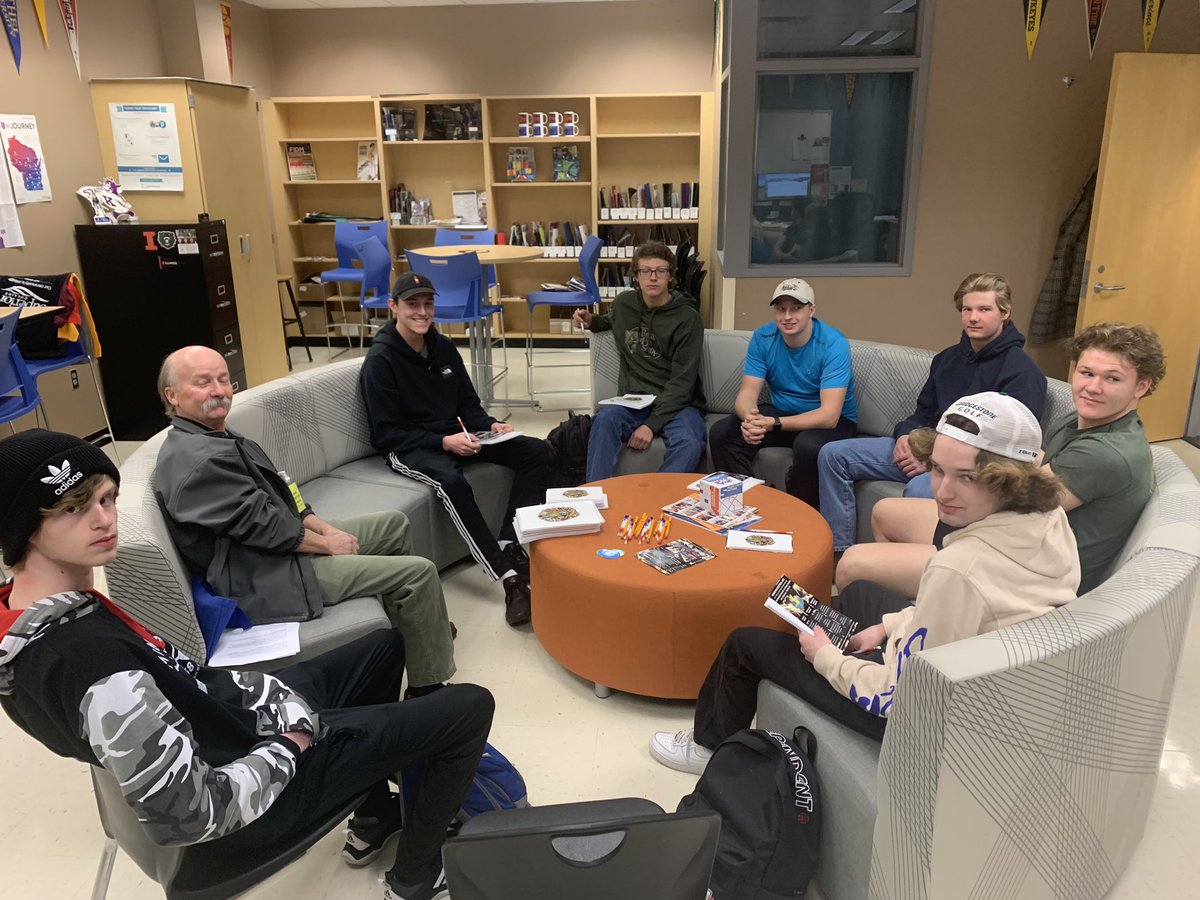 Lauren Handrick tweet media