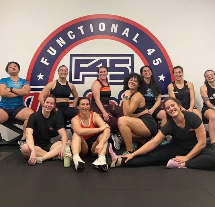 RavensWrr's tweet photo. When the weather does not co operate it is great when you have a training partner that can accommodate the
loma ladies https://t.co/QLkpi0dmo7
