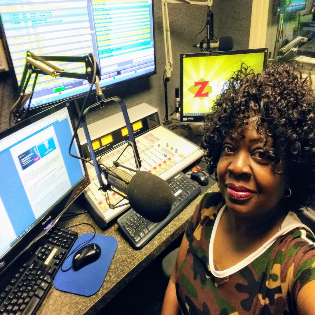 TheRealZ1059's tweet photo. DJ Stephanie aka "Spicy Cayanne" is rolling hot tracks and throwbacks on the #AtWorkNetwork on Z1059! https://t.co/emjHUD8eid