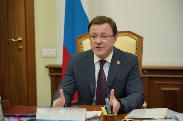 Дмитрий Азаров провел совещание по вопросу развития Самарско-Тольяттинской агломерации

sova.info/news/dmitriy-a…