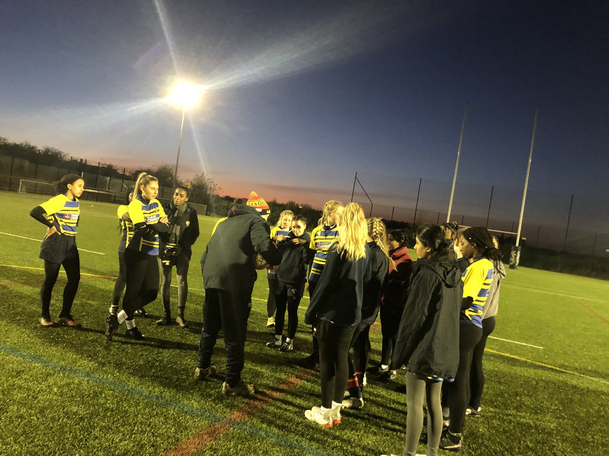 SJWMS_PE's tweet photo. All set for kick off for the school’s 1st ever girls rugby match #girlssport #MathSchool https://t.co/LnVutQ1t2w