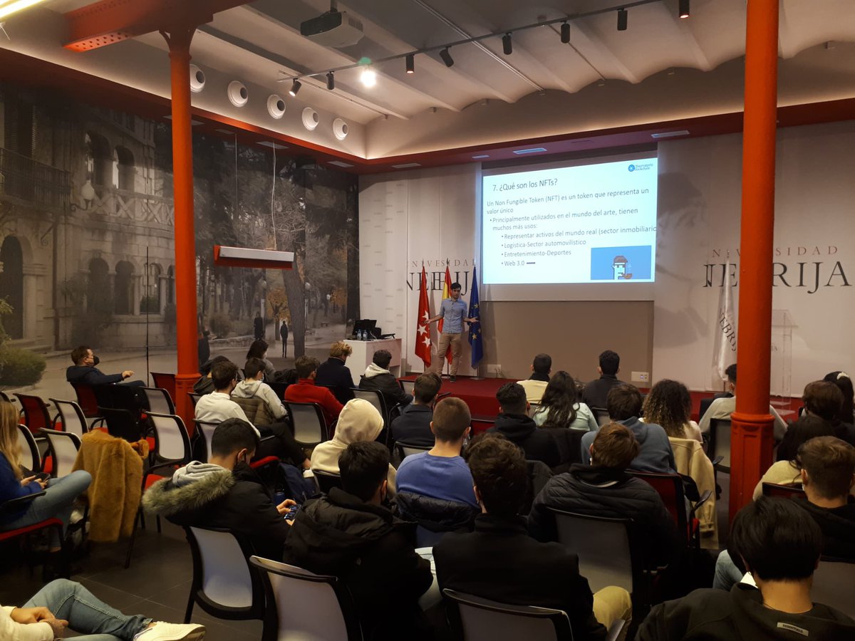 Universidad Nebrija tweet media