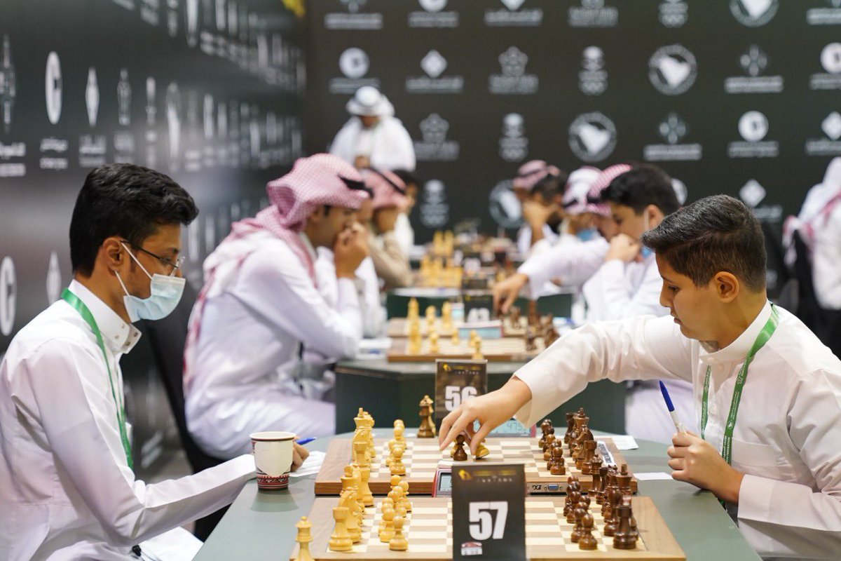 KSAchess's tweet photo. 📍تابع النقل المباشر 👇

https://t.co/V6RKnPpQXe

#بطولة_المملكة_للشطرنج ♟🇸🇦 https://t.co/nAmMIgYSXT