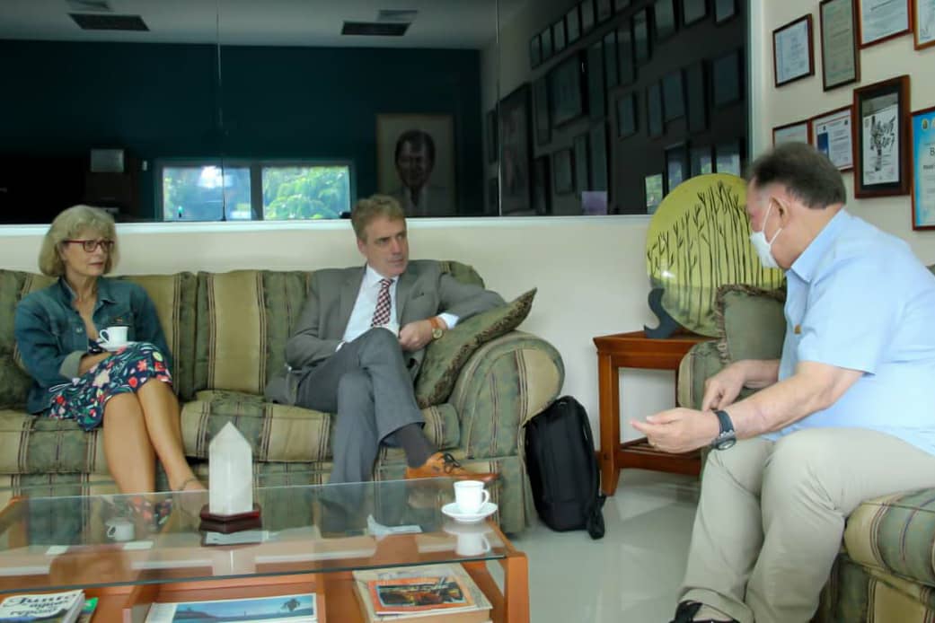 MorelRodriguezA's tweet photo. Gracias a la visita del excelentísimo embajador de Alemania en #Venezuela, Daniel Kriener, con quien conversamos y trazamos líneas de trabajo a fin de fortalecer garantías idóneas, para que nuestras islas sean otra vez un importante eje turístico. #NuevaEsparta
#Alemania https://t.co/UgaMwVxi1s
