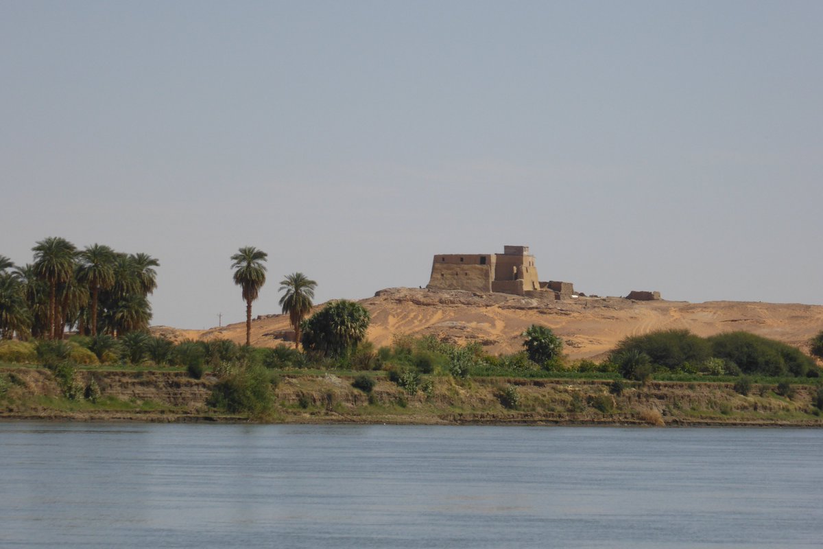 Do you know about the UNS journal Dotawo or are you one of our readers? Please spend 3 minutes filling out our reader survey, we're curious what y'all think! ergamenis.cloud68.co/apps/forms/Rk8…