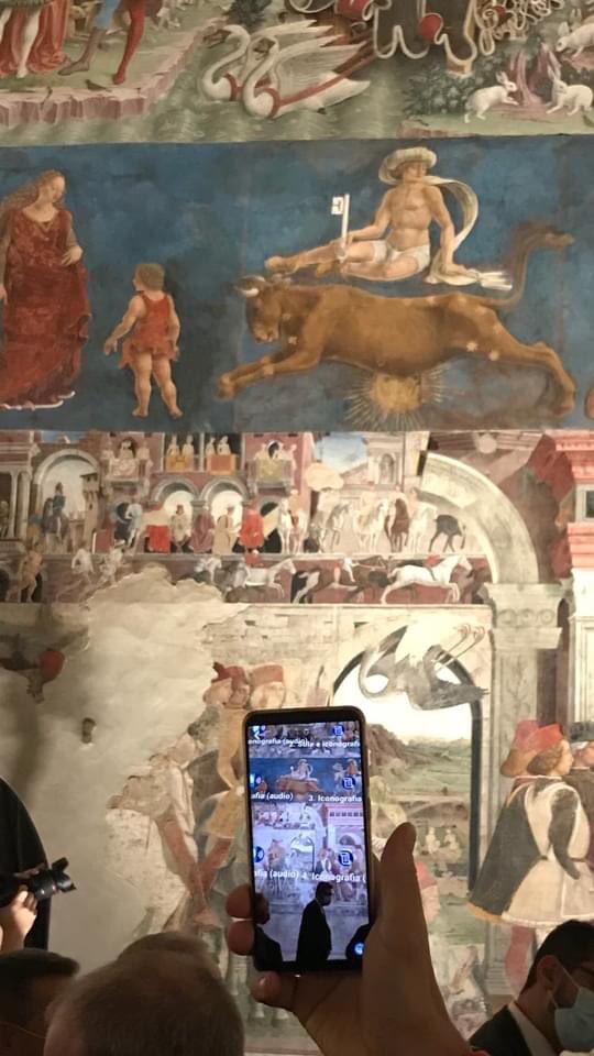 Museum_MIX's tweet photo. Conferenza stampa per il nuovo allestimento #multimediale di @ArteAnticaFe.
Presentata anche la nostra #app per guidare i visitatori in maniera più immersiva e coinvolgente. È scaricabile gratuitamente e consentirà di avere contenuti aggiuntivi come audio e immagini tramite #AR https://t.co/FrgO6qp9vY