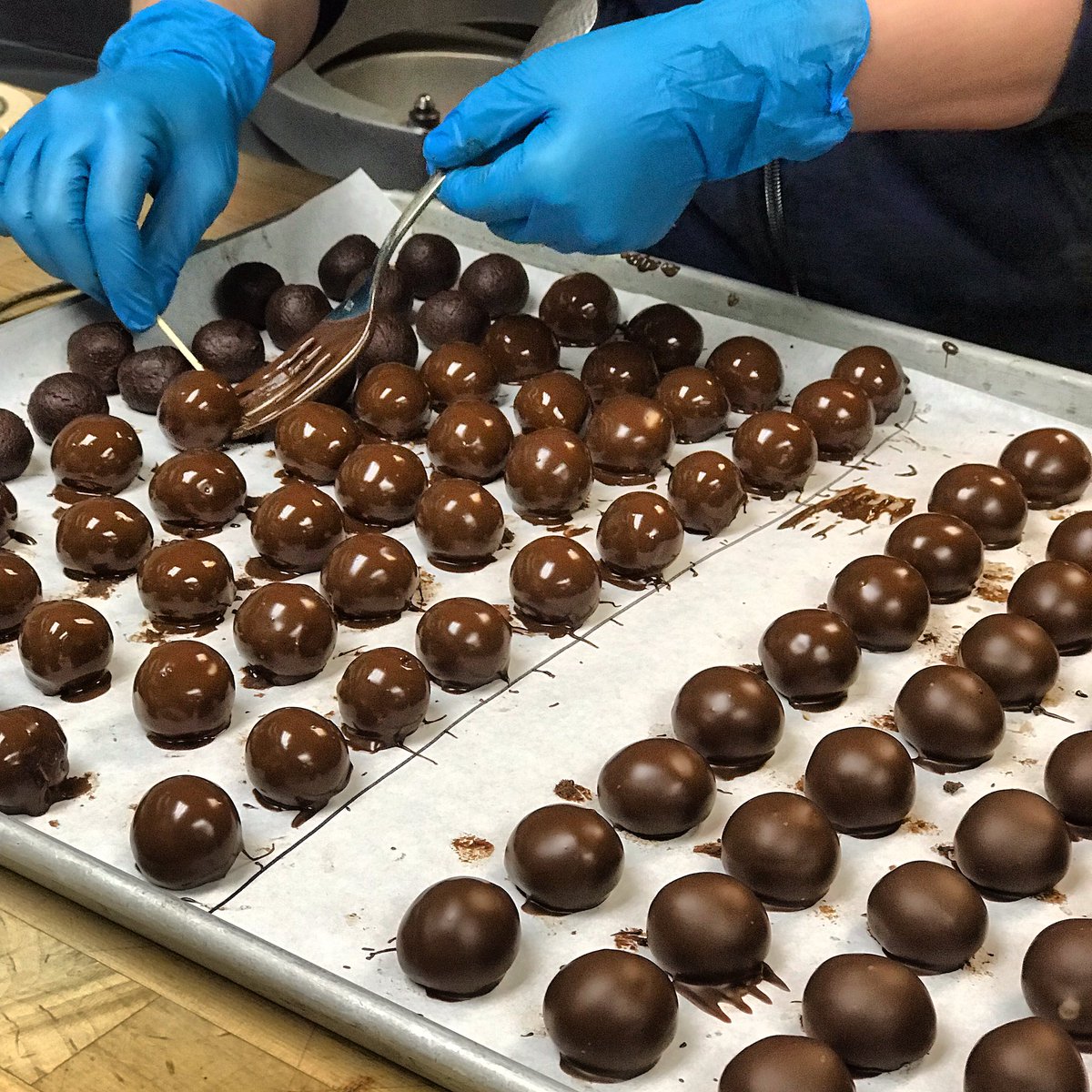 Chocolate Truffles 

#wildsagebistro 
#chocolatetruffles 
#spokane