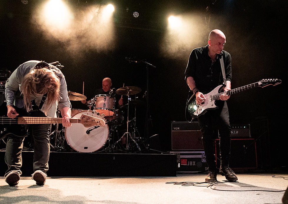 brooklynvegan's tweet photo. Jawbox drummer Zach Barocas lists his 10 favorite albums of 2021 https://t.co/7f2GXXdiPs https://t.co/PomFYwJyji
