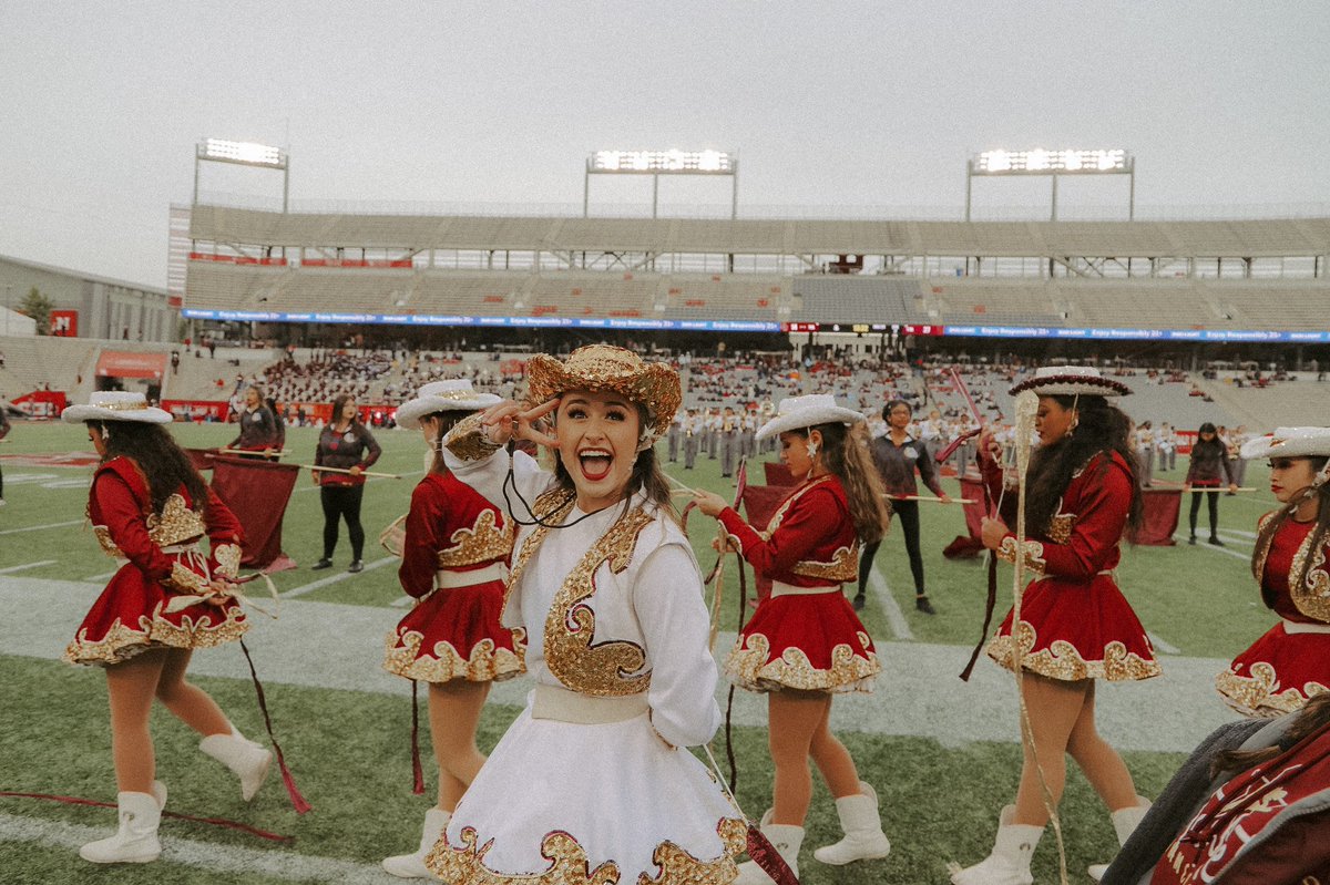 ✌🏼more days until GAME DAY #gobulldogs !!!

<a href="/HumbleISD_SCHS/">Summer Creek High</a> 
<a href="/SC_BulldogFB/">Summer Creek Football</a>