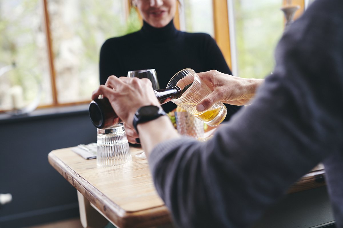 Founded by Craig Middleton and his parents Jenni and Chap, Cromarty Brewing Company has been working with the Torridon almost since the brewery’s opening day. 

thetorridon.com/blog/news/crom…

#beer #brewing #Scotland #VisitScotland #LoveTorridon #PrideofBritainHotels #LuxuryScotland