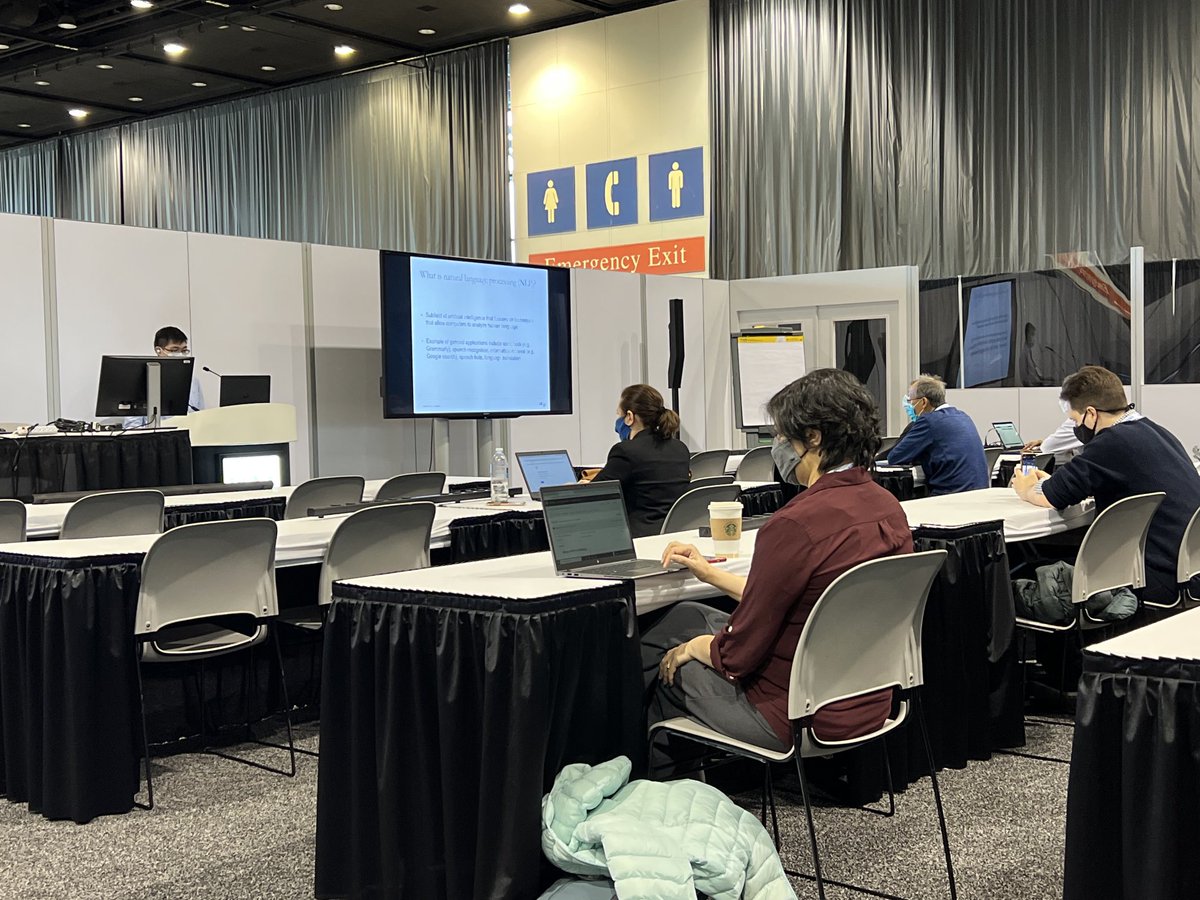 BFlanksteak's tweet photo. Last Deep Learning Lab in Lakeside at #RSNA21 on natural language processing (NLP). Plenty of interested attendees here! https://t.co/C8YIiXsjal