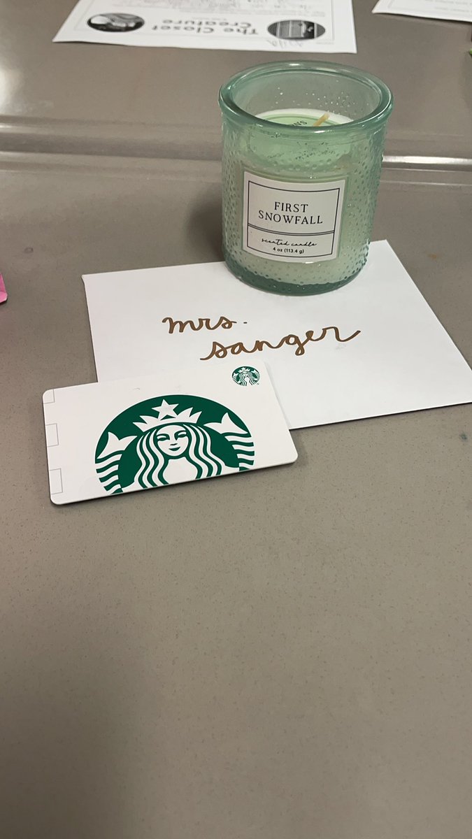ericamsanger's tweet photo. Thank you @TonyetteRWhite and @RachelWolfSC for my prize for the November self care challenge! #restisneeded @eastcarymiddle https://t.co/vG144sDXnW