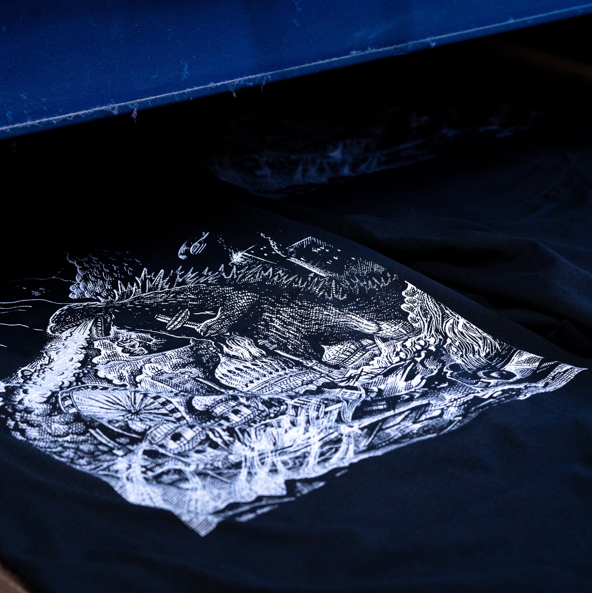 UnBarredBrewery's tweet photo. STOUTZILLA TEES 🦖

We've had lots of people asking for these &amp; now they're back, better than ever!

Organic, locally printed and using eco-friendly inks creating a premium &amp; soft finish t-shirt.

Locally printed by @vektor

Available now: https://t.co/Equ1cBxsPb 🍻 https://t.co/eIaYmKuQwj