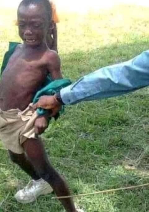 deeyoumnguni's tweet photo. A very short story 😹 https://t.co/hBHW4dECyZ