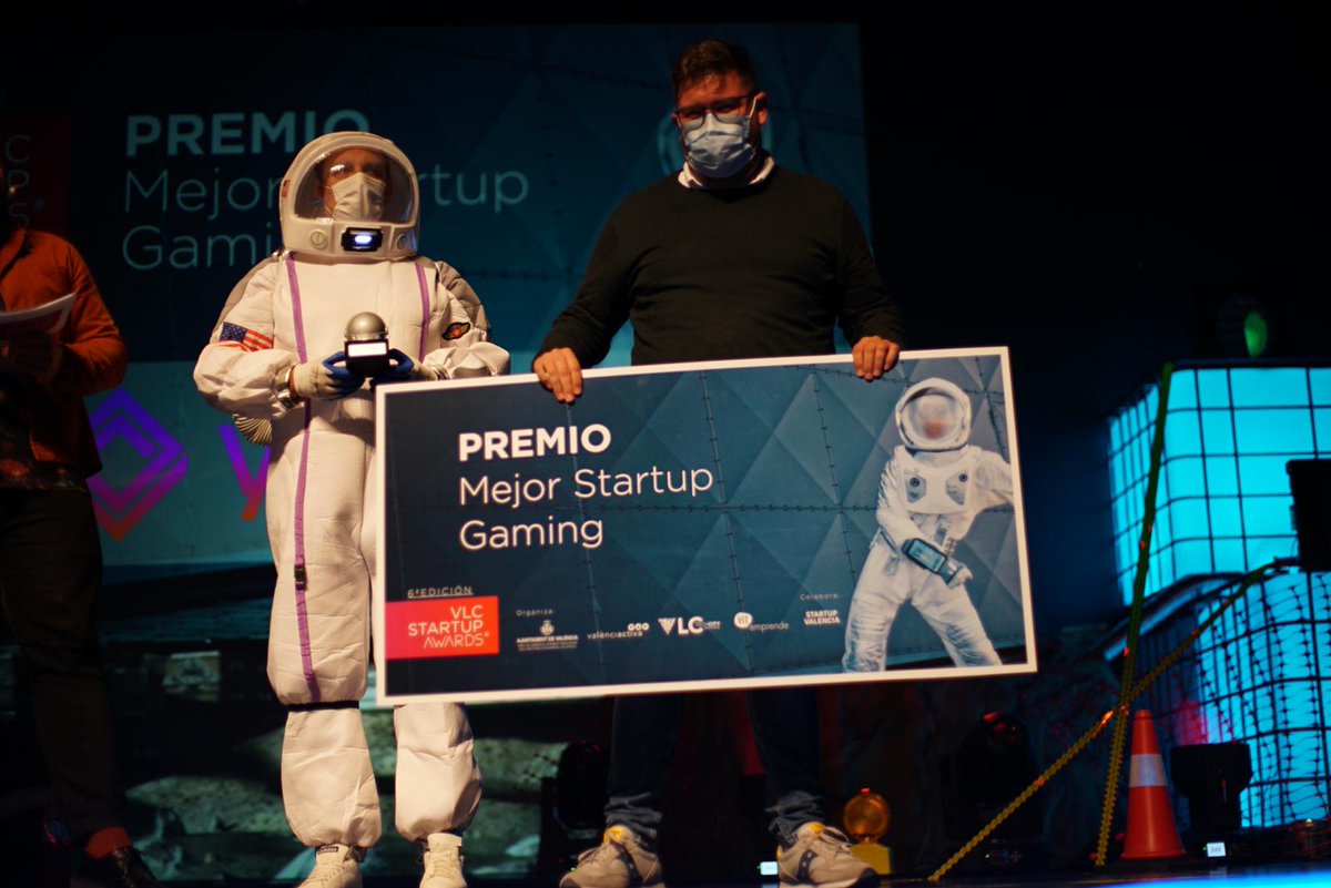 valenciactiva_'s tweet photo. 🏆 Mejor Startup Advertising: @ReportaroES 
🏆 Mejor Startup Cleantech: #CoCircular 
🏆Mejor Startup Fashion: @Sepiia2080 
🏆Mejor Startup Fintech: @code_contract 
🏆Mejor Startup Foodtech: #LemonFoodLab
🏆Mejor Startup Gaming: @yuvod 
🏆Mejor Startup Health: @binartis https://t.co/X19kIT9rJb