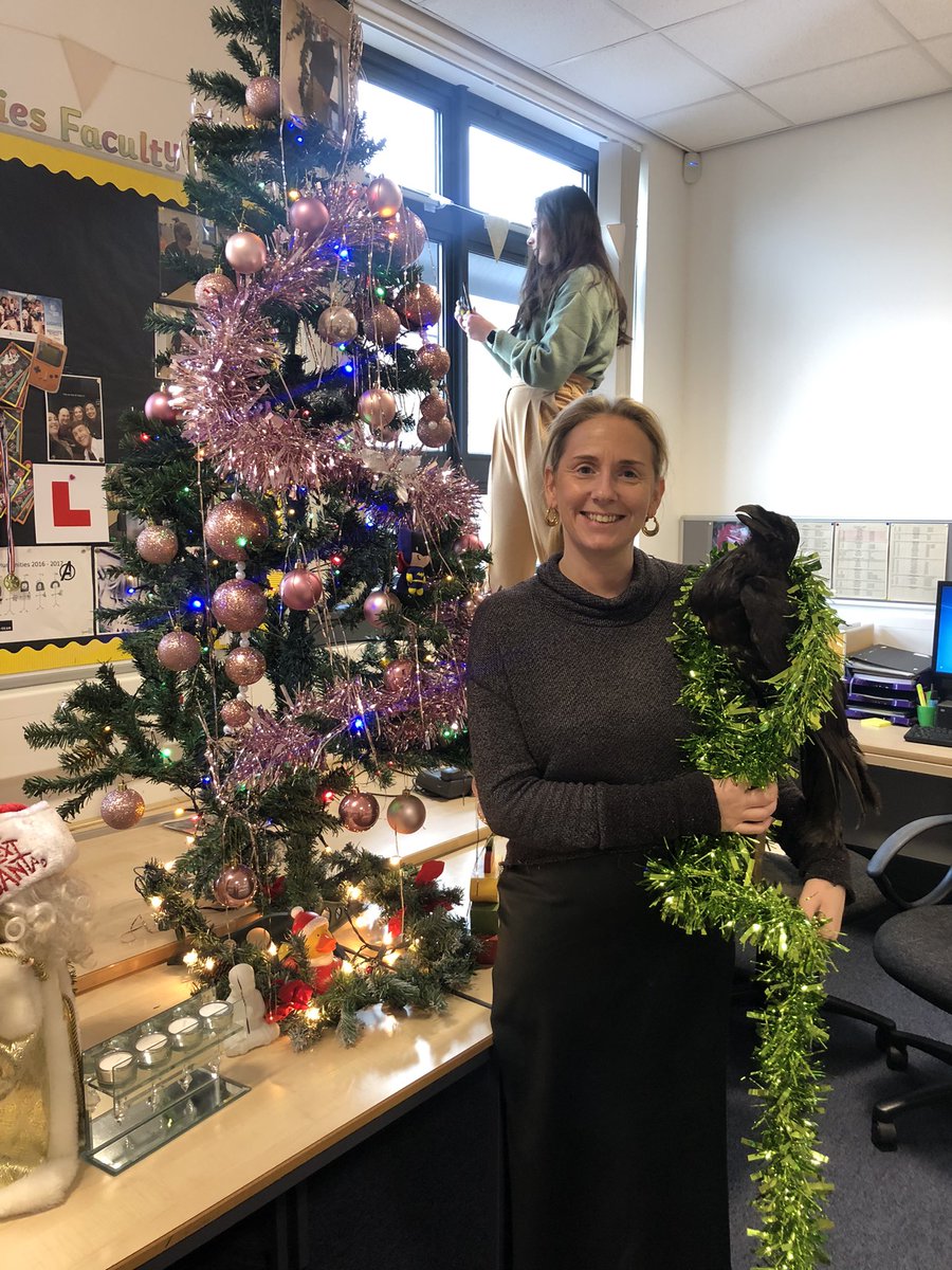 Merry Christmas from the Humanities Faculty and a very festive Mycroft, our taxidermy mascot and Mrs McDougall’s favourite friend. 🎄
<a href="/HumanitiesGHS/">Grangemouth HS Humanities</a> #Christmas