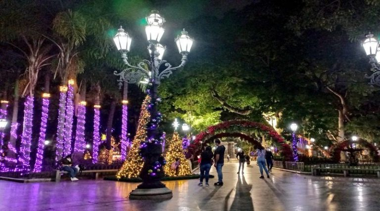 Gob_Guarico's tweet photo. #Infórmate Jefe de Estado llama a la unión y el amor del pueblo con la llegada de diciembre 

Más información ⬇️
👁‍🗨https://t.co/4FQ9Orheob

#Guárico
#NavidadEsReconciliación 
#NavidadesFelicesEnGuárico https://t.co/QJfAwpghDB