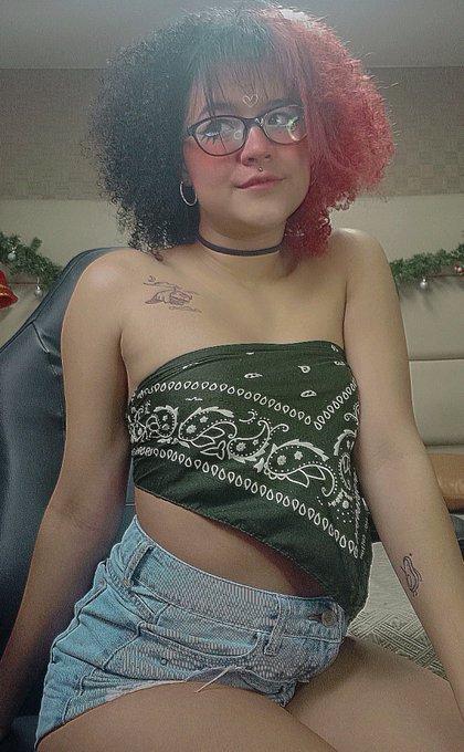 Soy una cosa pero espectacular 💕  #camgirlِ #Webcamdolls #ModelosDesnudas #modelhot #latinawomen #pretty<a href="/tag/camgirl%D9%90"class="tags">#camgirlِ</a><a href="/tag/webcamdolls"class="tags">#Webcamdolls</a><a href="/tag/perfect"class="tags"><span>#perfect</span></a><a href="/tag/colombia"class="tags"><span>#colombia</span></a><a href="/tag/pretty"class="tags"><span>#pretty</span></a><a href="/tag/nude"class="tags"><span>#nude</span></a><a href="/tag/glasses"class="tags"><span>#glasses</span></a><a href="/tag/modelhot"class="tags"><span>#modelhot</span></a>