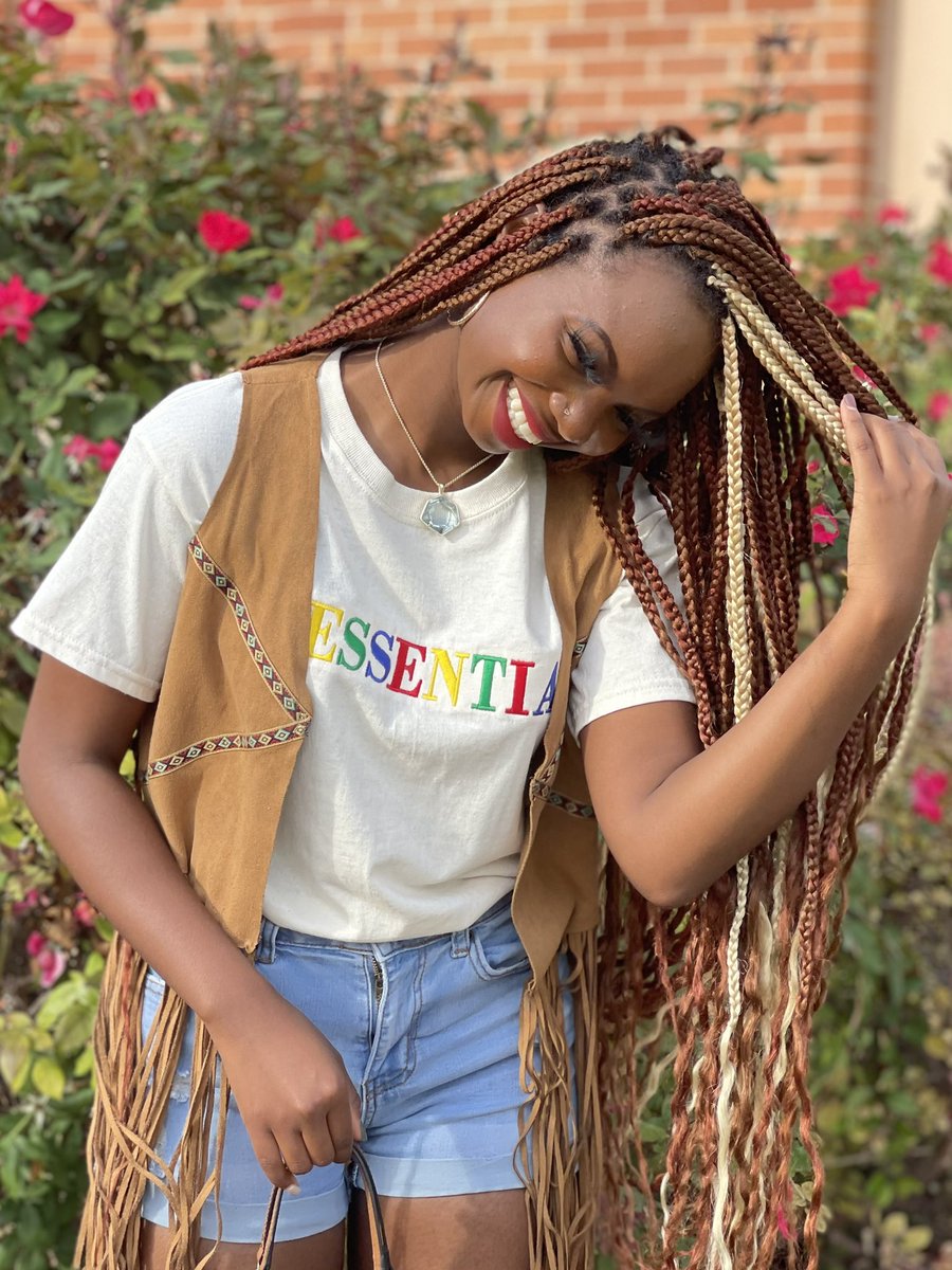 i3Essential's tweet photo. Be yourself. Create your own unique style.
#i3Essential #YourDreamsMatter https://t.co/Ak6YJYLNAl