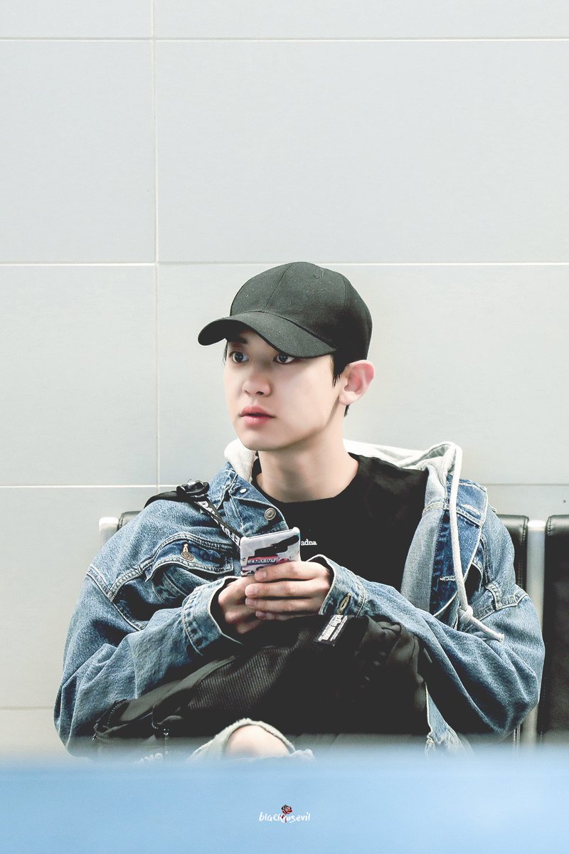 IRIDESCENTWT's tweet photo. El día de hoy Kris decidió dejar la casita para poder ir a gritar por nuestras nenas de @aespectwt y aunque no lo crean he's the biggest fan y piensa mover el botecito con ustedes. ¡Felicidades bebés!  #AESPECT_𝗗𝗕 #AE_𝗕LACK𝗠AMBA

𝖈𝖔𝖔𝖑-𝚔𝚒𝚍𝚣 ✦ #IRIDE𝕊ℂENT🛴 https://t.co/ldpVr93rwg