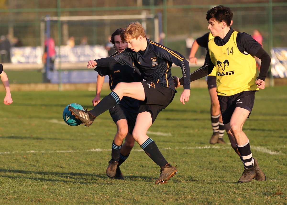 KSBPhotos's tweet photo. Photos from this afternoon's Football vs @StonarSchool can be viewed here - https://t.co/CfcgLqR5jd

#KSBChristmasTerm #KSBFootball @KSBSportDept @StonarPE https://t.co/csxYEUaEwP