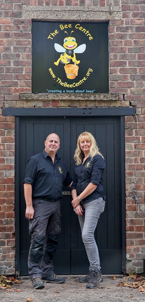 VisitLancashire's tweet photo. @thebeecentre is a multi-award-winning centre of excellence for bee-related education, breeding and husbandry offering both bee experiences and bee-keeping courses🐝🐝 

Learn more 👉 https://t.co/IfnLQSZNR3

#BeeExperience #Honeybees #Beekeeping #biodiversity #sustainability https://t.co/Ht2gGxj7N3