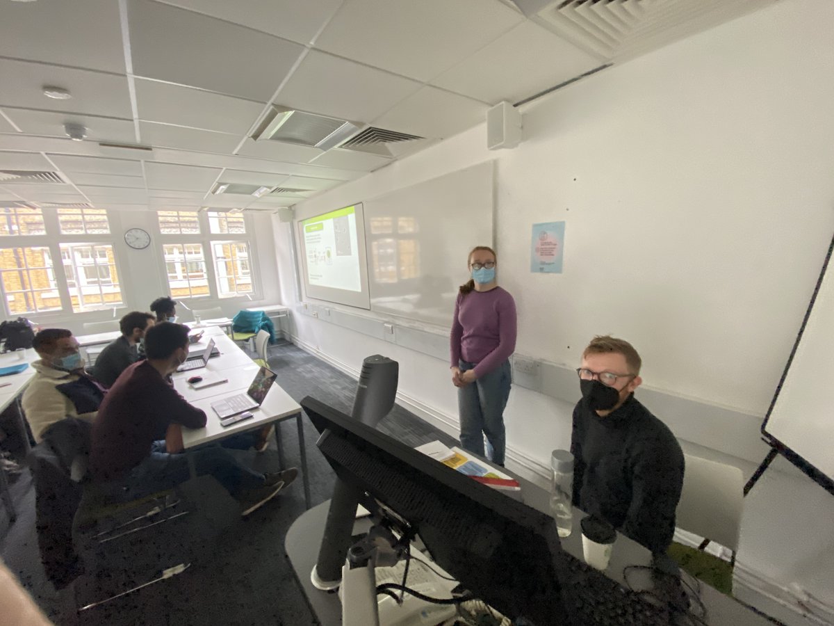 AdReNa_Lab's tweet photo. Snapshot from our @AdReNa_Lab group meeting: This week feat. @adcreamy and Amy Monahan (@CDT_ACM) from Molly Steven's group @ImperialBioeng talking about their recent work on #pdots and hybrid fluorescent nanoparticles. https://t.co/oyrOr05ffK