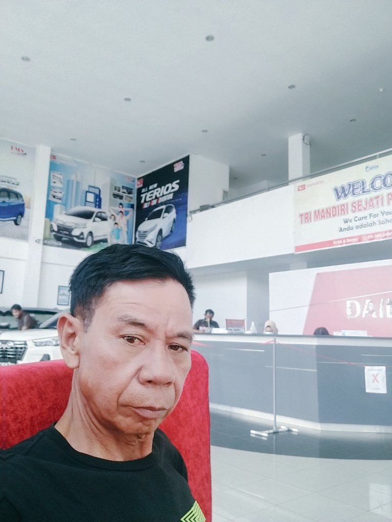 MMekar's tweet photo. Kalteng akhir2 ini sring di Landa banjir besar https://t.co/WZ26OnyIed