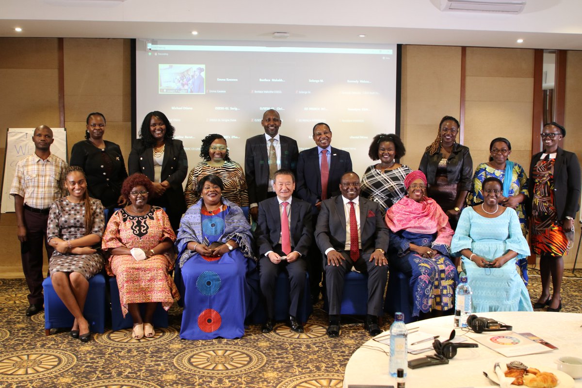 UN Great Lakes (@un_greatlakes) on Twitter photo Today, the Office of the Special Envoy for Africa #GreatLakes region and the Private Sector Forum of the <a href="/ICGLR_PSF/">ICGLR Private Sector Forum</a> launched the Great Lakes Women Entrepreneurs Network in Nairobi, #Kenya, in the presence of <a href="/UN/">United Nations</a> Special Envoy <a href="/HuangXia16/">Huang Xia 🇺🇳</a> and <a href="/ICGLR_PSF/">ICGLR Private Sector Forum</a> President Richard Ngatia. Today, the Office of the Special Envoy for Africa #GreatLakes region and the Private Sector Forum of the <a href="/ICGLR_PSF/">ICGLR Private Sector Forum</a> launched the Great Lakes Women Entrepreneurs Network in Nairobi, #Kenya, in the presence of <a href="/UN/">United Nations</a> Special Envoy <a href="/HuangXia16/">Huang Xia 🇺🇳</a> and <a href="/ICGLR_PSF/">ICGLR Private Sector Forum</a> President Richard Ngatia.