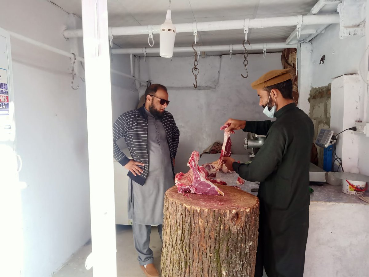 Abbottabad, Mr. Sajid Siddique ( Agriculture officer Abbottabad/ Focal Person Model Farm Zameendar Bazaar) Inspected Prices at Kissan Bazaar today on dated 02/12/2021.