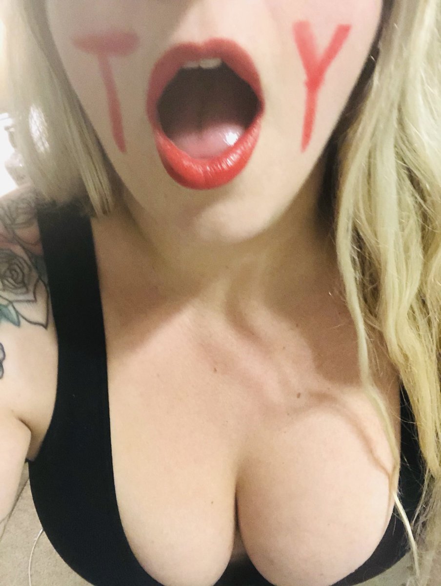 HaleyStarr21's tweet photo. How it started… #Daddyslittleprincess #daddystoy #haleystarr21 #curvylovers #kinkmaster #joi #cei #betalover #simpsearch https://t.co/q6VNFtsa2B
