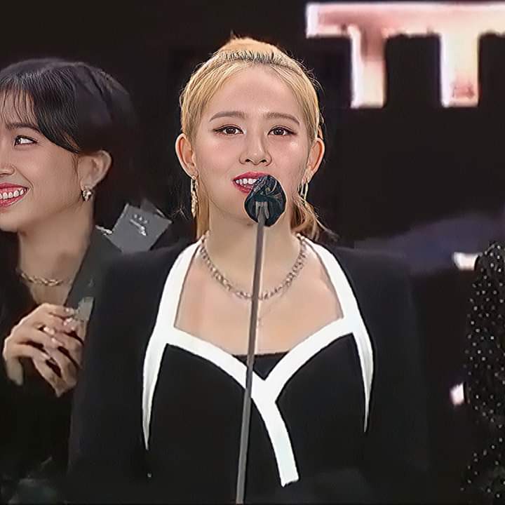 _staycgirls's tweet image. actress sieun           idol sieun