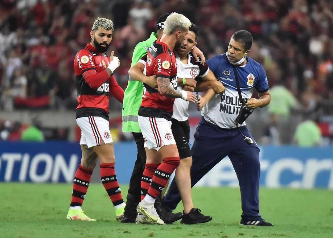 CauaDuarte10's tweet photo. Tbt de terça, um dia inesquecível na minha vida !!!!!! 😭😭😭❤️❤️❤️❤️❤️ https://t.co/JWvgHg4CSj