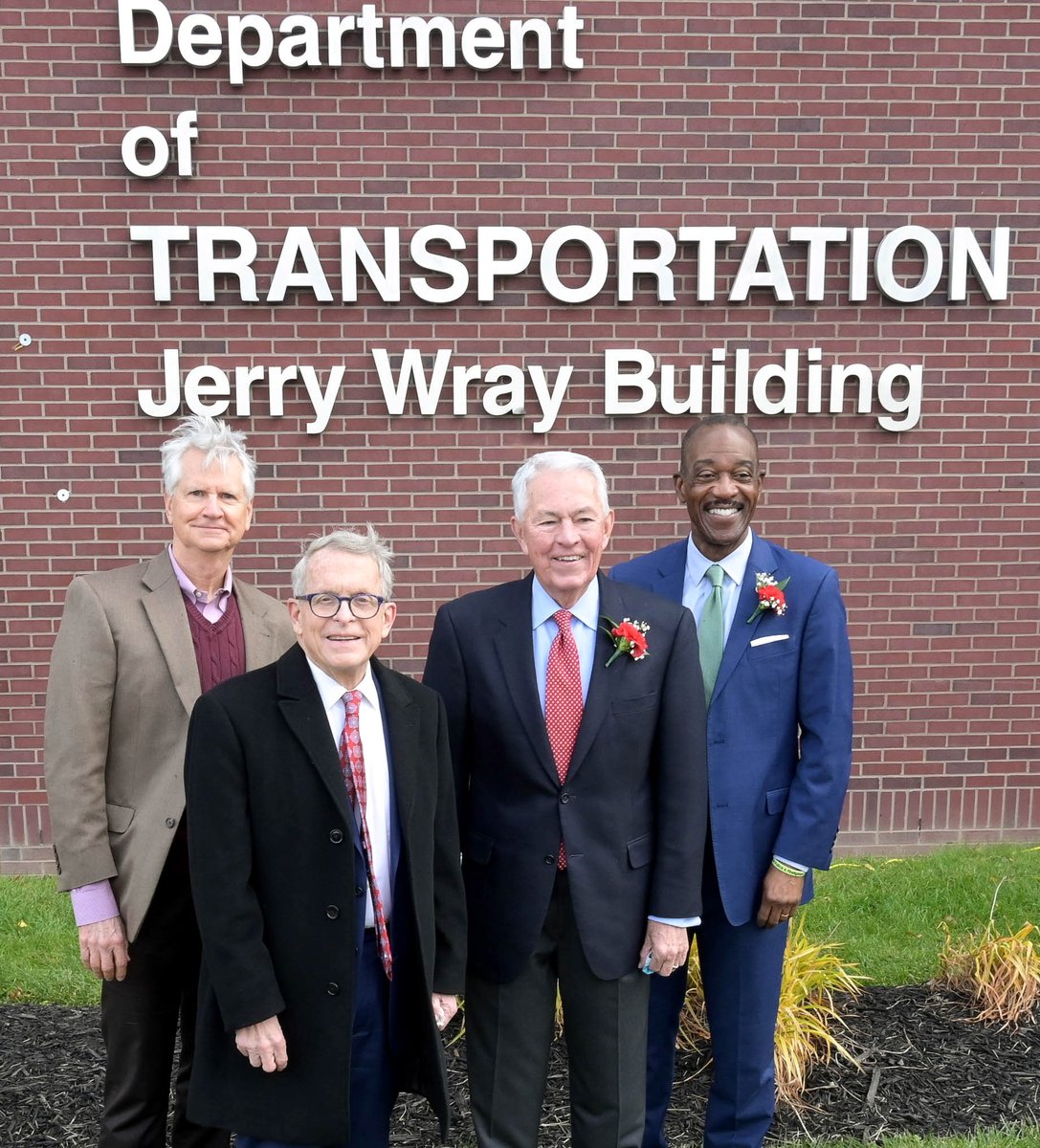 GovMikeDeWine's tweet photo. I was honored to be a part of the rededication of @ODOT_Statewide's headquarters today to honor Jerry Wray, the agency's only two-time director. The changes he ushered in will benefit our state for decades to come. https://t.co/JhpQAD5TN5