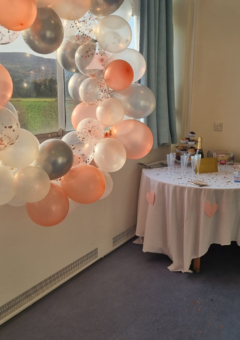 With the help of the staff on ward 4/3 at Nevill Hall Hospital and our Palliative Care team, patient, Garry, was able to fulfil one of his last wishes- to marry his partner, Alison.

Read the full story 👇abuhb.nhs.wales/news/news/pall…

Congratulations to the newlyweds!