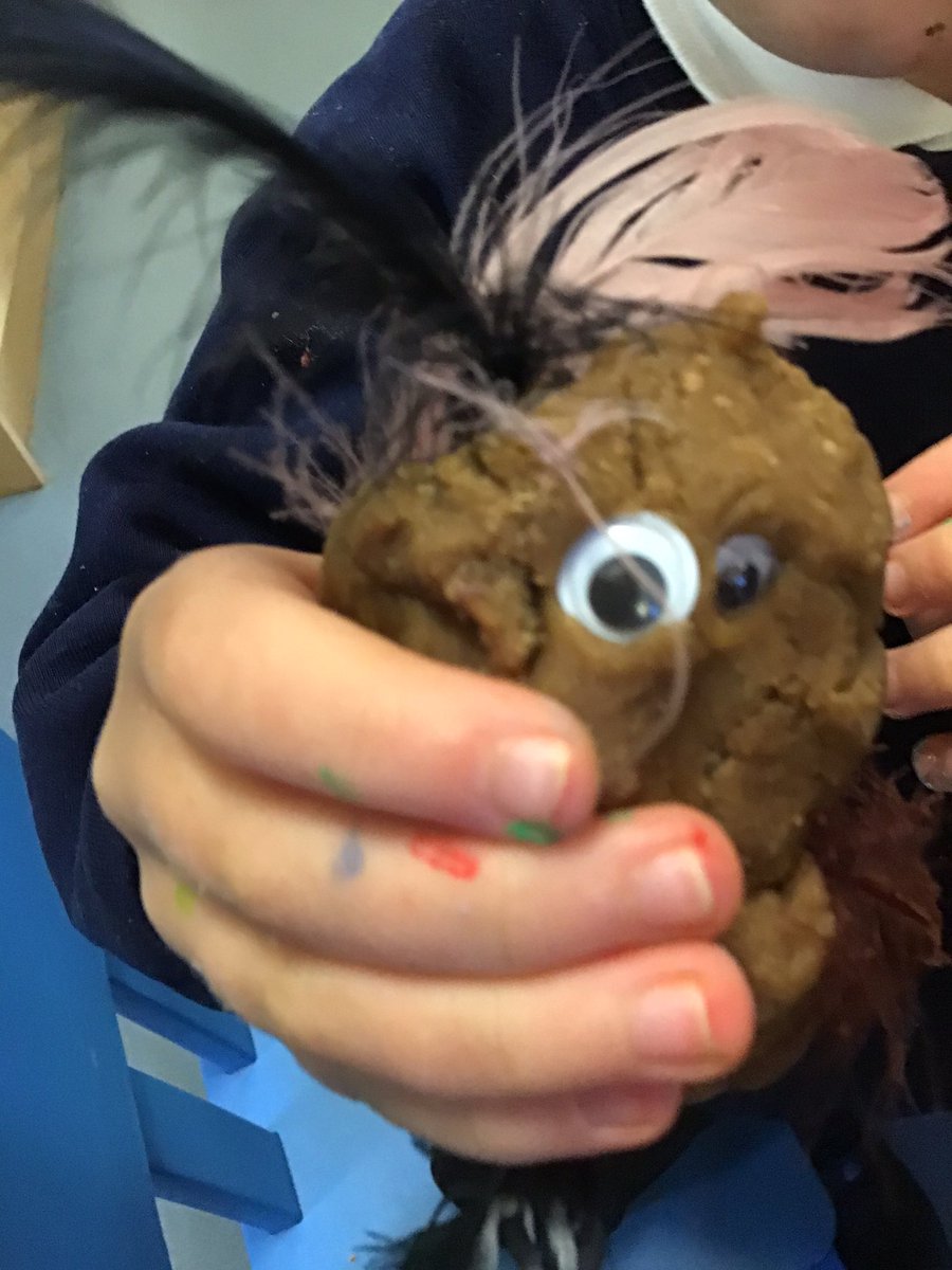 EYFSStMargaret1's tweet image. Reception were inspired to create their own owl babies from the coffee scented dough. #sensorydough #owlbabies #qualitytexts #EYFS #eyfsprovision #malleablearea #playdough #receptionideas #continuousprovision