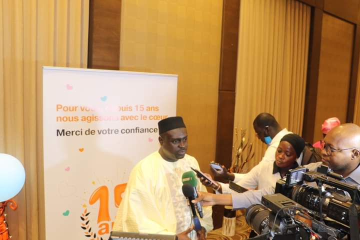 Famibgroup's tweet photo. 15 ans ça se fête 🥳
Un partenaire de longue date, toujours au près des entreprises maliennes
@FamibGroupe souhaite Joyeux anniversaire à @Orange_Mali !
#anniversaire #fete #OrangeMali #malinumerique #telecom #digital #transformationdigitale @BrelotteBa @AmadouDiawaraMl https://t.co/C9n9bCk7wb