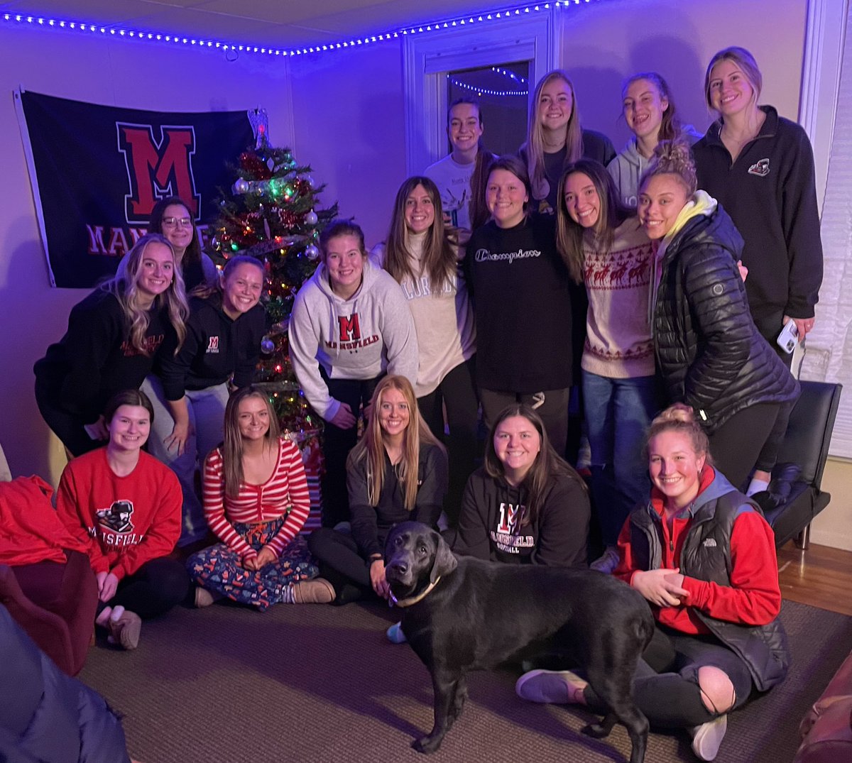 One last time together for 2021!  Happy Holidays-MUSB42 and Charli #MUSB42
